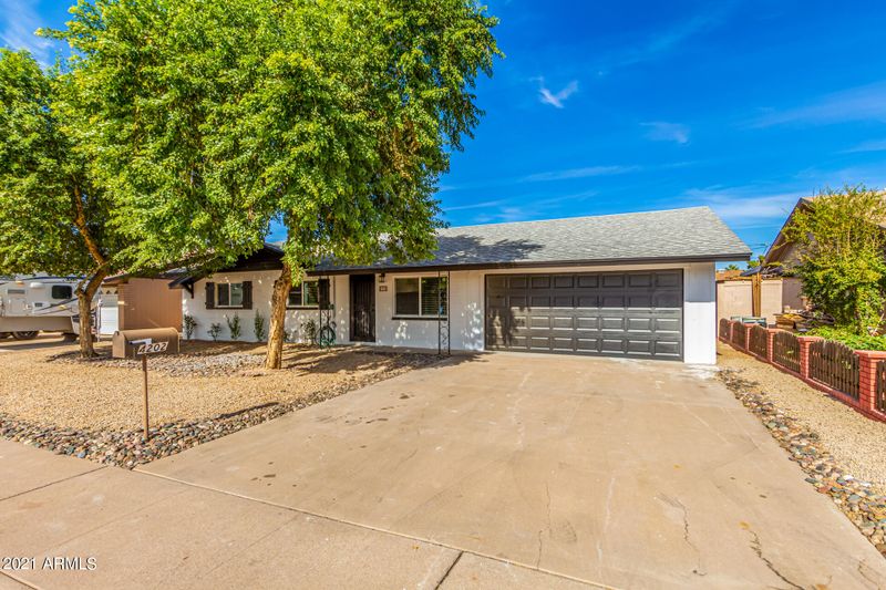4202 W El Caminito Dr, Phoenix, AZ 85051