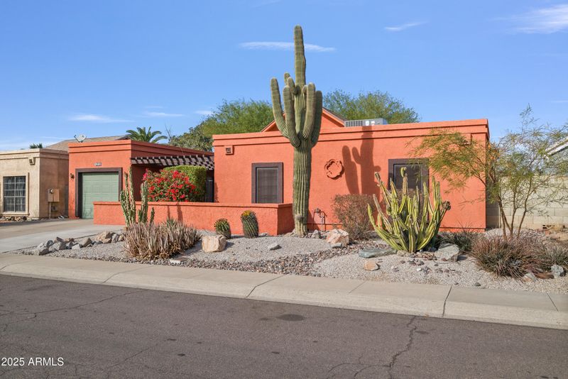 4202 W Villa Maria Dr, Glendale, AZ 85308