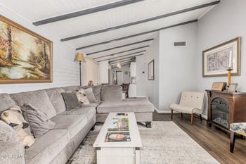 4203 36th St #11, Phoenix, AZ 85018