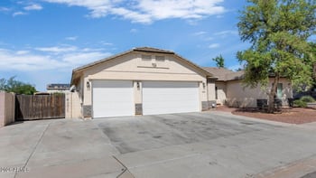 4204 78th Ln, Phoenix, AZ 85043
