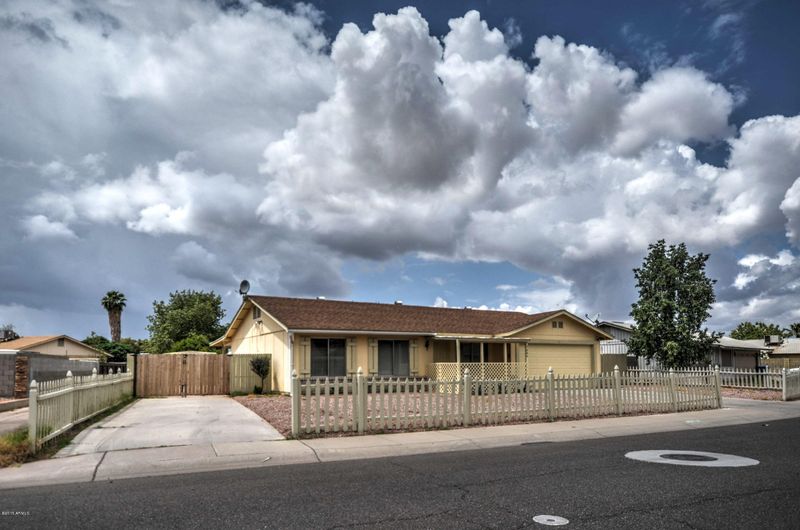4204 N 109th Dr, Phoenix, AZ 85037