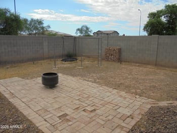 4204 78th Ln, Phoenix, AZ 85043