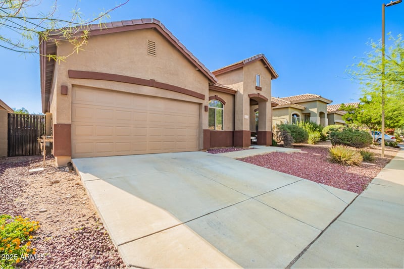 42044 44th Dr, Phoenix, AZ 85086