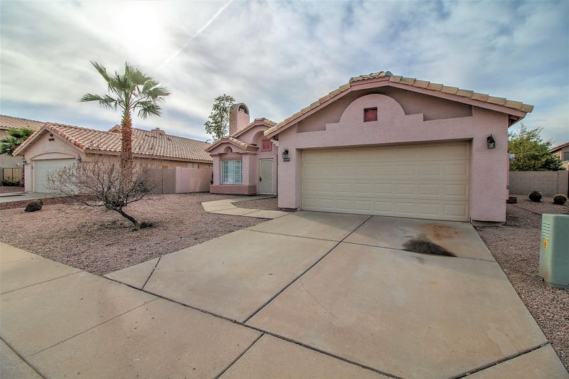 4205 E Mountain Vista Dr, Phoenix, AZ 85048