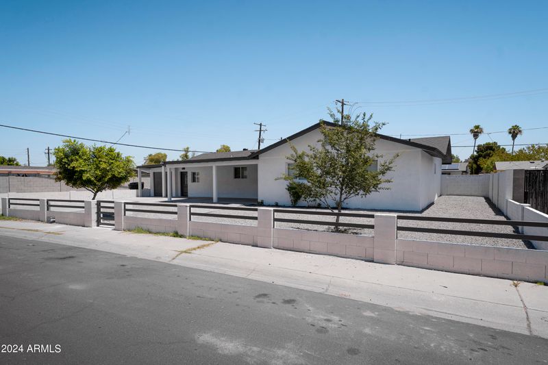 4207 N 55th Dr, Phoenix, AZ 85031