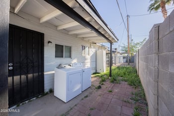 4208 17th St #2, Phoenix, AZ 85016