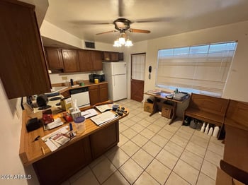 4208 35th Way, Phoenix, AZ 85018