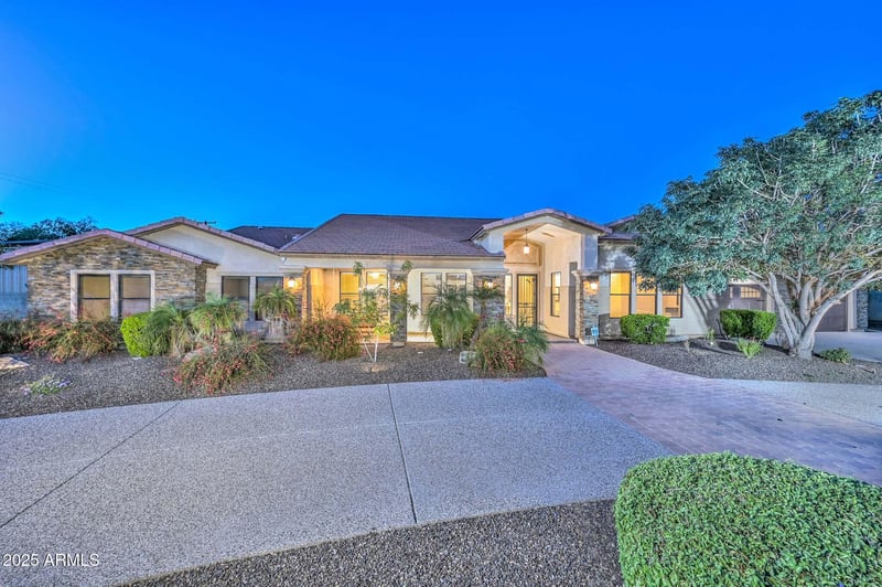 4208 Sandra Ter, Phoenix, AZ 85032