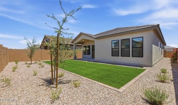 42088 Tiger Way, San Tan Valley, AZ 85140
