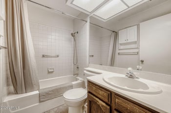 4209 Everett Dr, Phoenix, AZ 85032