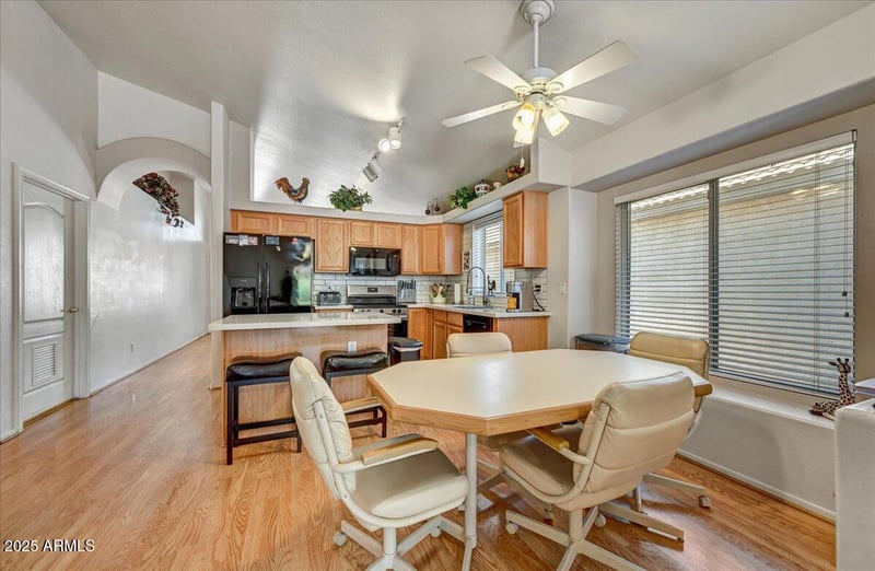 4209 Rosemonte Dr, Phoenix, AZ 85050