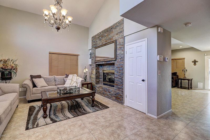 4209 W Renee Dr, Glendale, AZ 85308