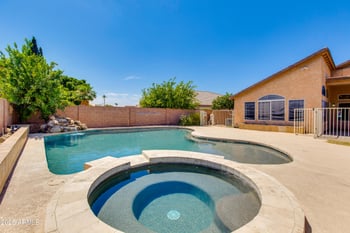 4209 Wahalla Ln, Glendale, AZ 85308