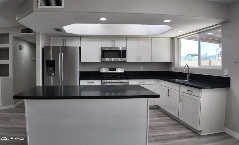 4209 Yucca St, Phoenix, AZ 85029