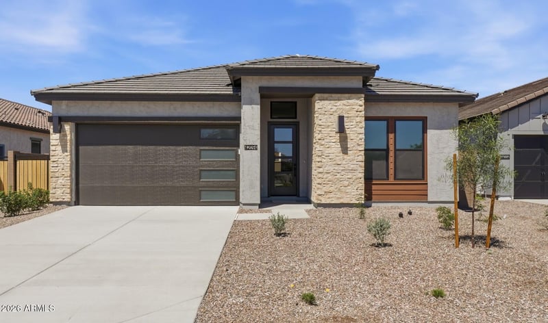 42094 Steelhead Trl, San Tan Valley, AZ 85140