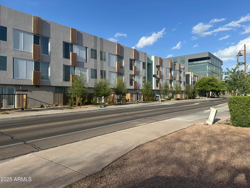 421 5th St #6, Tempe, AZ 85281