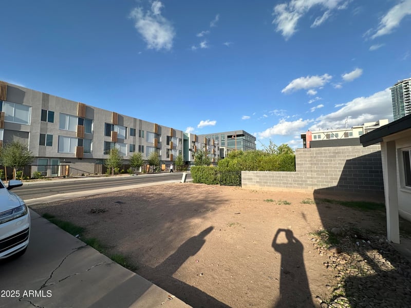 421 5th St #6, Tempe, AZ 85281