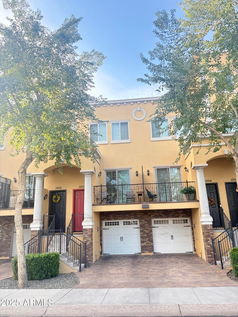 421 6th St #1003, Tempe, AZ 85281