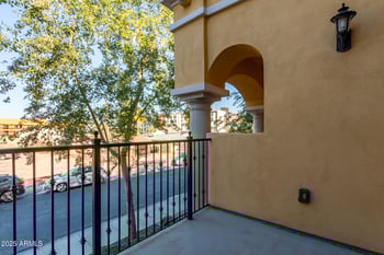 421 6th St #1009, Tempe, AZ 85281