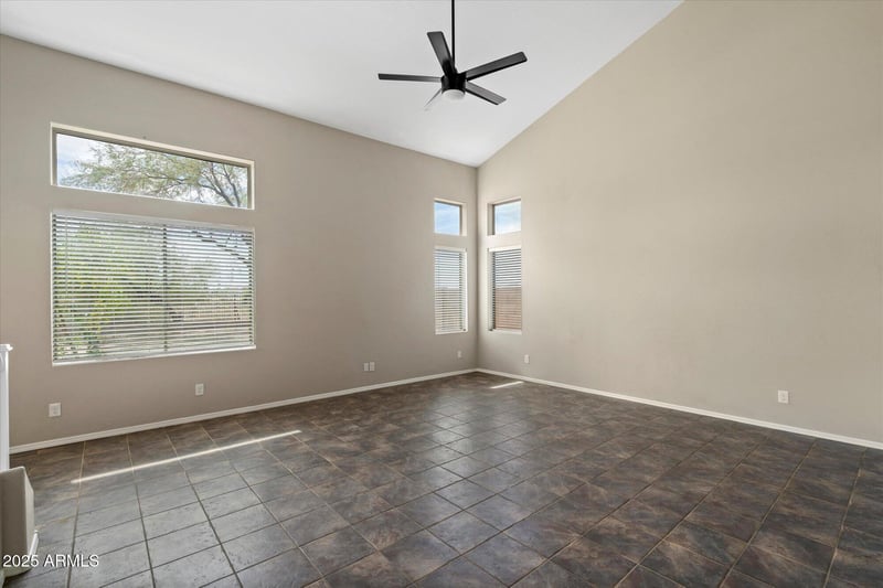 421 Harold Dr, San Tan Valley, AZ 85140