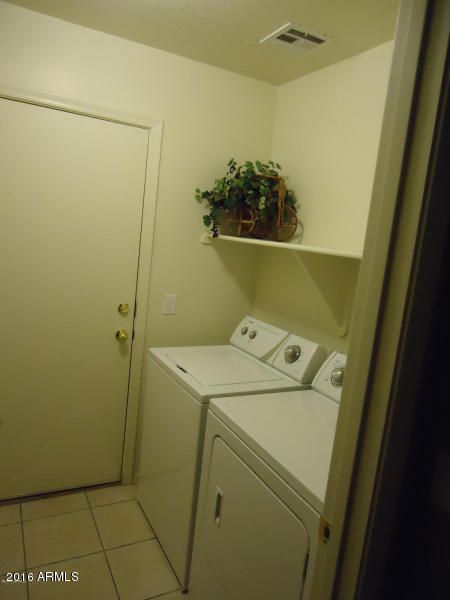 421 N Oak St, Gilbert, AZ 85233