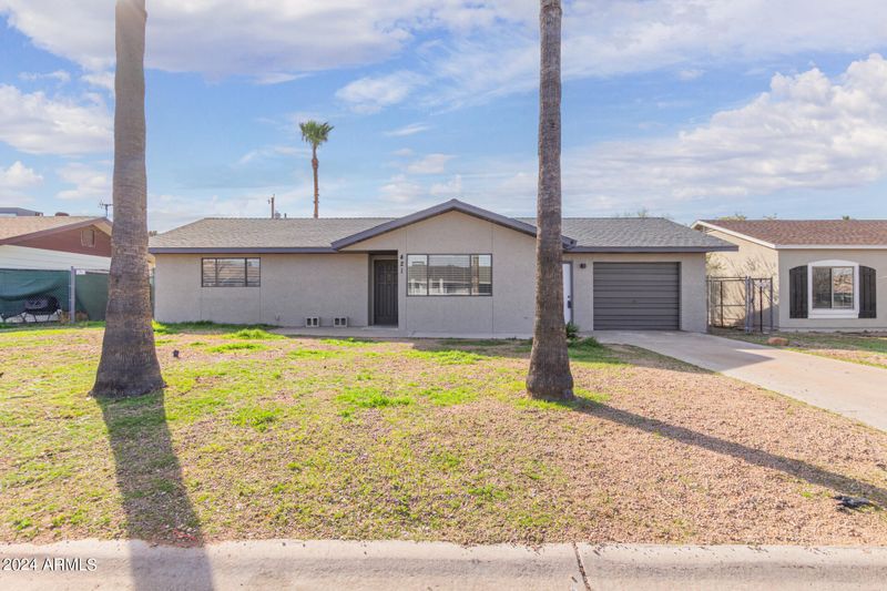421 W 21st Ave, Apache Junction, AZ 85120