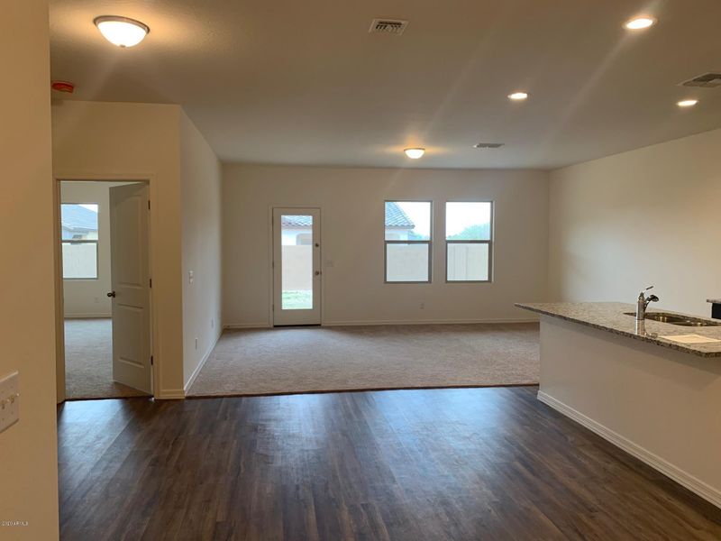 421 W Powell Dr, San Tan Valley, AZ 85140