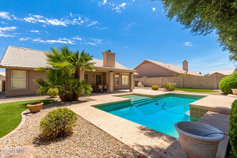 4210 E Rock Wren Rd, Phoenix, AZ 85044