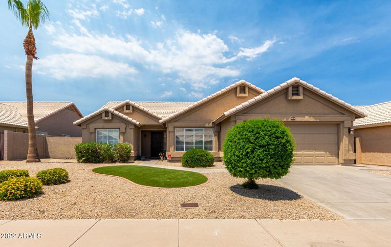 4210 E Rock Wren Rd, Phoenix, AZ 85044