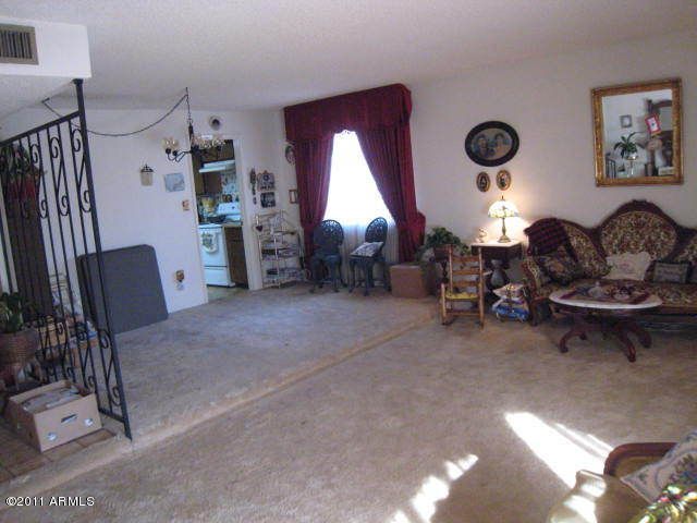 4210 E Zia St, Phoenix, AZ 85044