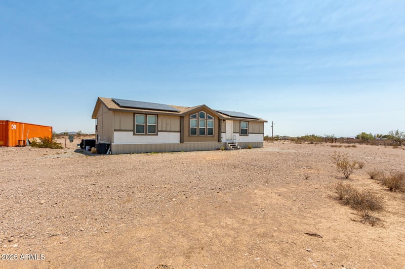 42102 Maryland Ave, Tonopah, AZ 85354