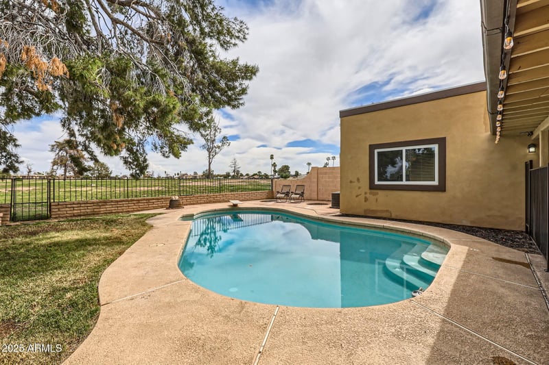 4211 105th Ave, Phoenix, AZ 85037