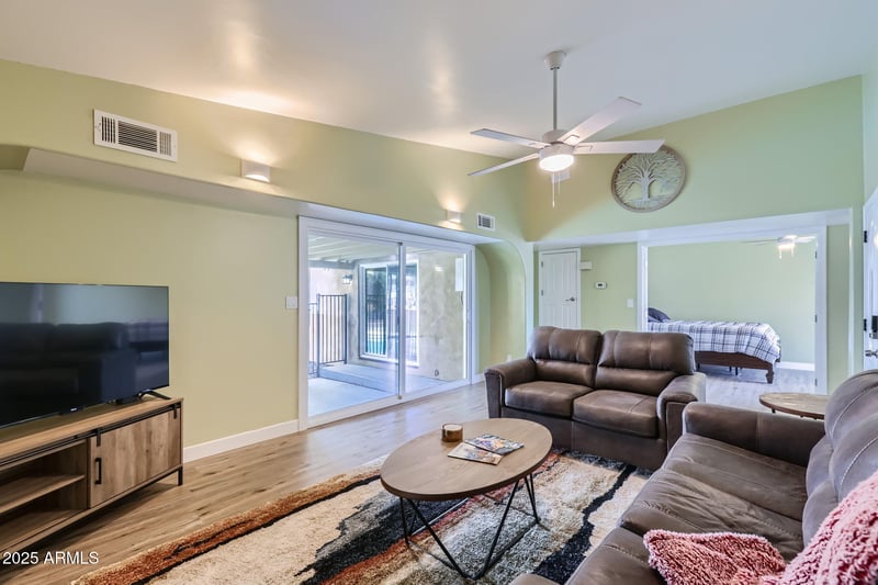 4211 105th Ave, Phoenix, AZ 85037