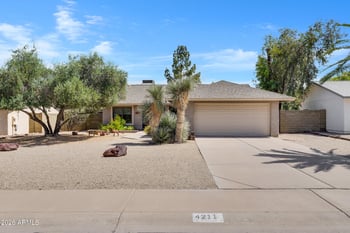 4211 Ahwatukee Dr, Phoenix, AZ 85044