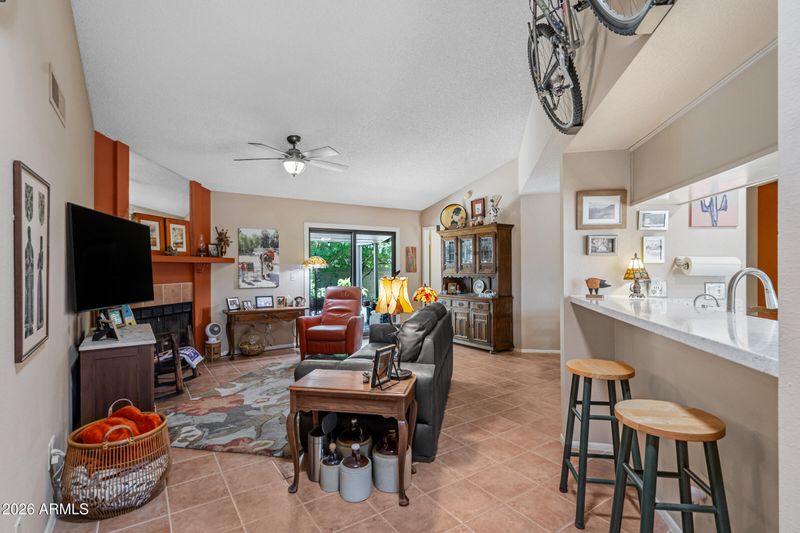 4211 E Ahwatukee Dr, Phoenix, AZ 85044