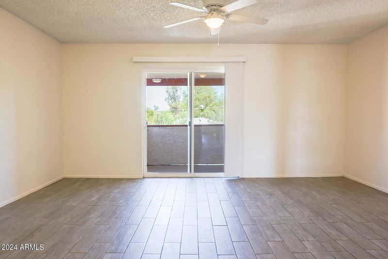 4211 E Palm Ln #206, Phoenix, AZ 85008