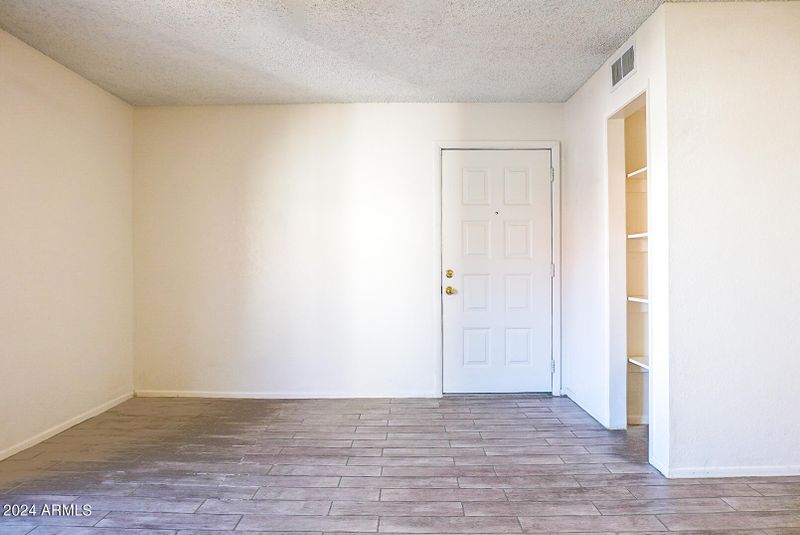 4211 E Palm Ln #206, Phoenix, AZ 85008
