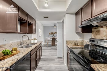 4211 E Palm Ln #208, Phoenix, AZ 85008