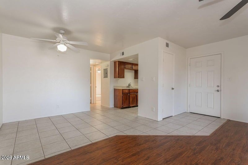 4211 Palm Ln #219, Phoenix, AZ 85008