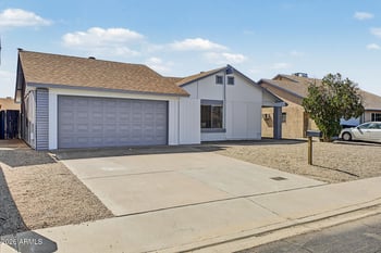 4211 E Vineyard Rd, Phoenix, AZ 85042