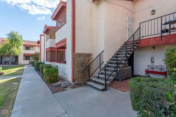 4211 Palm Ln #212, Phoenix, AZ 85008