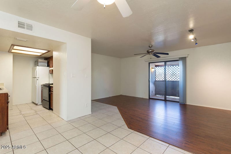 4211 Palm Ln #212, Phoenix, AZ 85008
