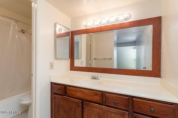 4211 Palm Ln #212, Phoenix, AZ 85008