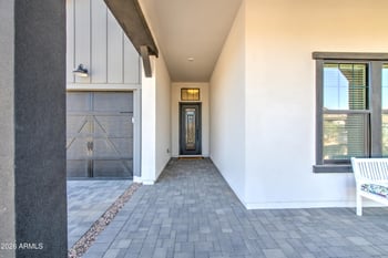 42113 Golden Trl, San Tan Valley, AZ 85140