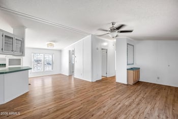 42117 10th St, Phoenix, AZ 85086
