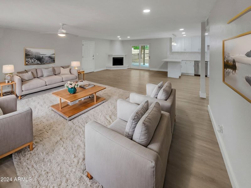 4212 E Desert Cactus St, Phoenix, AZ 85032