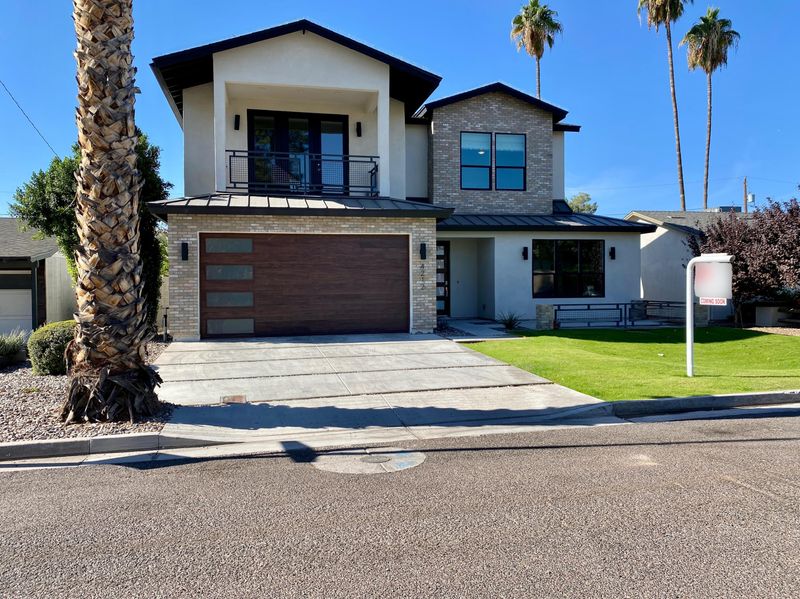 4212 N 43rd St, Phoenix, AZ 85018
