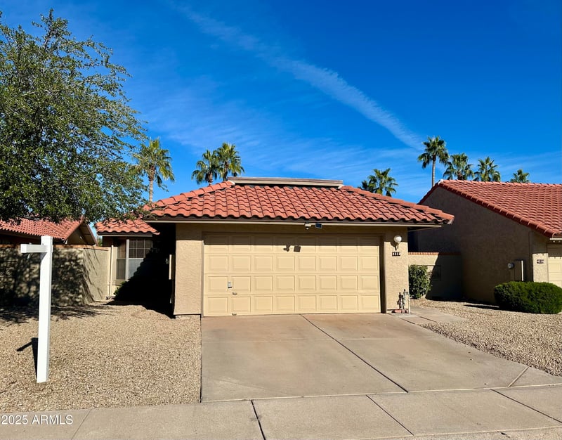 4212 Sandia St, Phoenix, AZ 85044