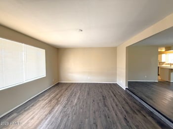 4212 W Cinnabar Ave, Phoenix, AZ 85051