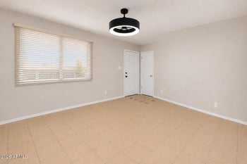 4212 Vista Ave, Phoenix, AZ 85051
